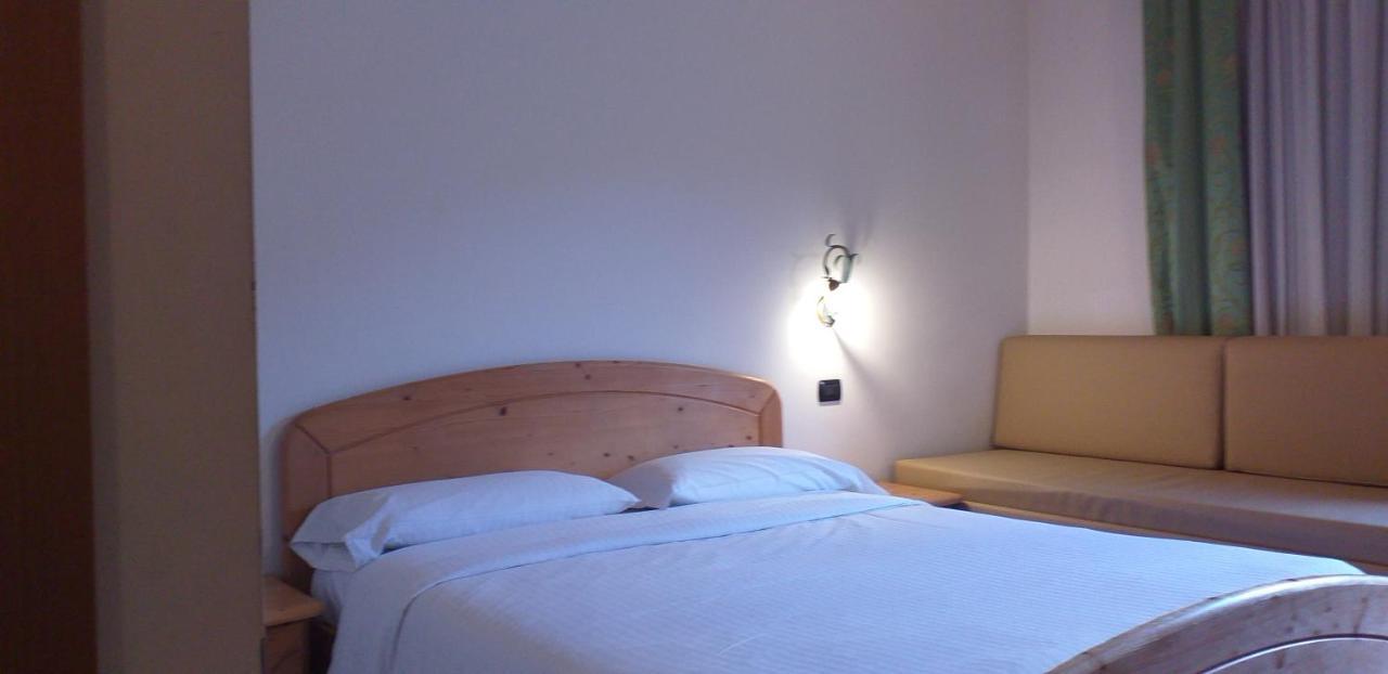 Hotel Villa Fosine Pinzolo Εξωτερικό φωτογραφία