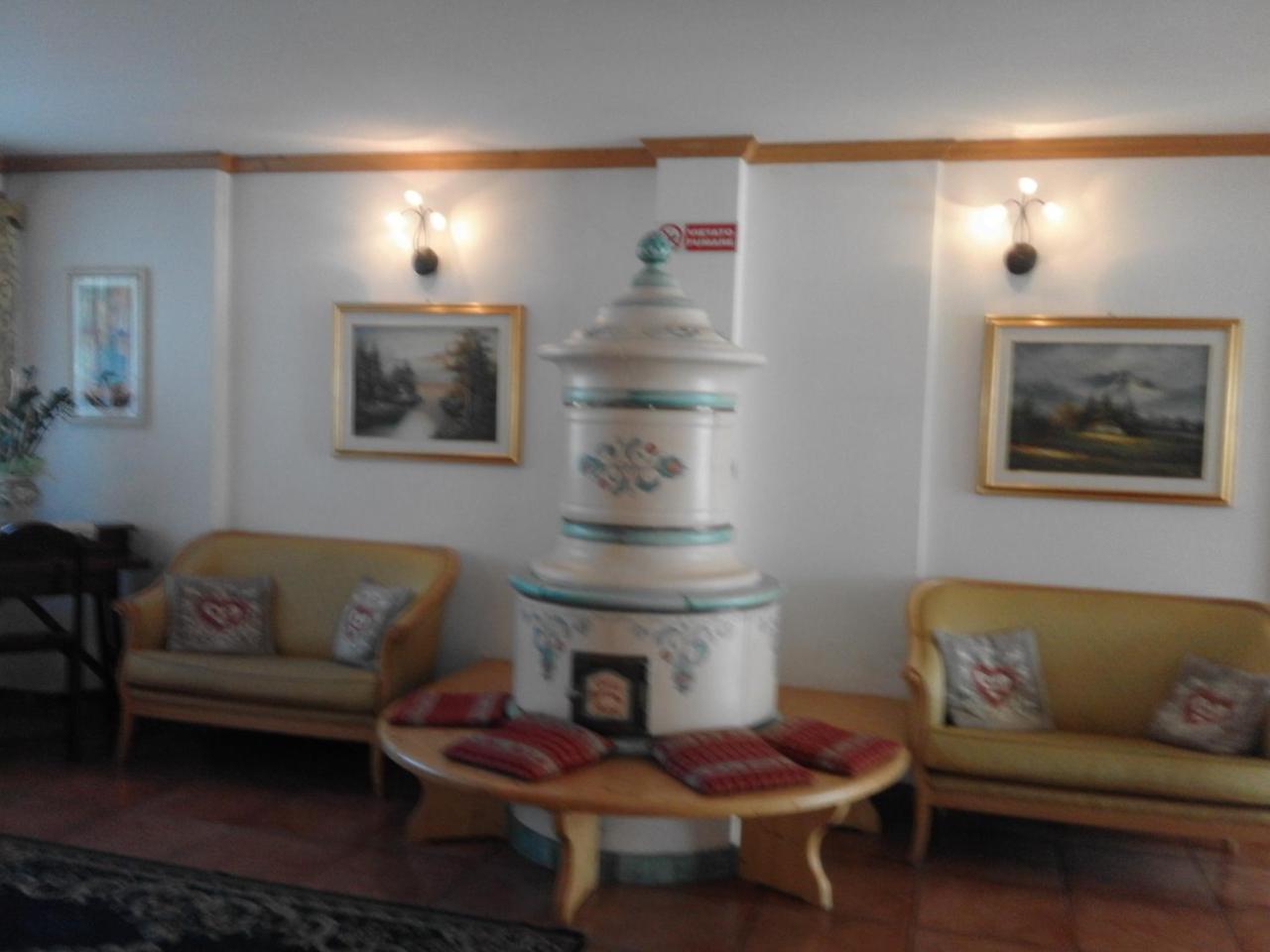 Hotel Villa Fosine Pinzolo Εξωτερικό φωτογραφία